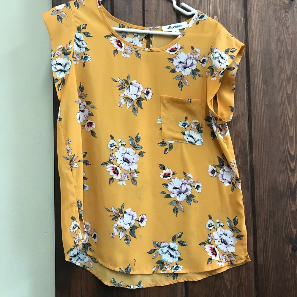 Alice Blue floral blouse Medium